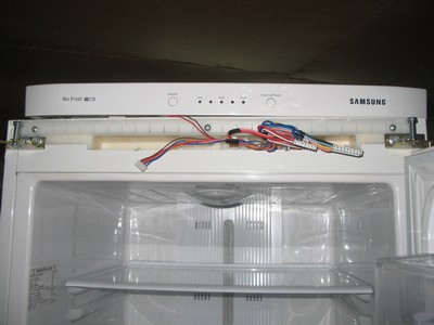 Плата холодильника индезит. Холодильник Samsung rl33. Самсунг rl33sbsw холодильник. Rl28fbsi Samsung. Холодильник rl33sbsw1/BWT.