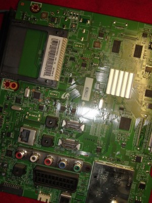 UE40EH5307K (1) (1).jpg